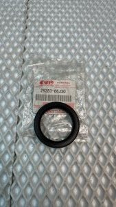 Сальник раздаточной коробки задний