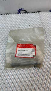 Болт амортизатора